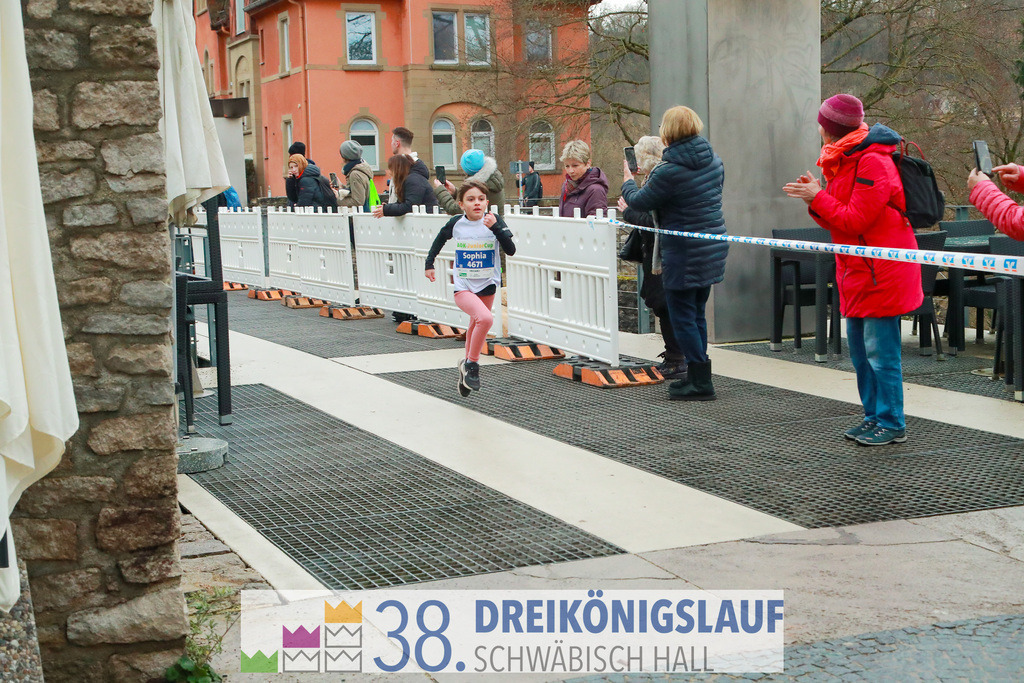 400m AOK Junior Cup | 3 Koenigslauf 2024 400m AOK Junior Cup - Realisiert mit Pictrs.com
