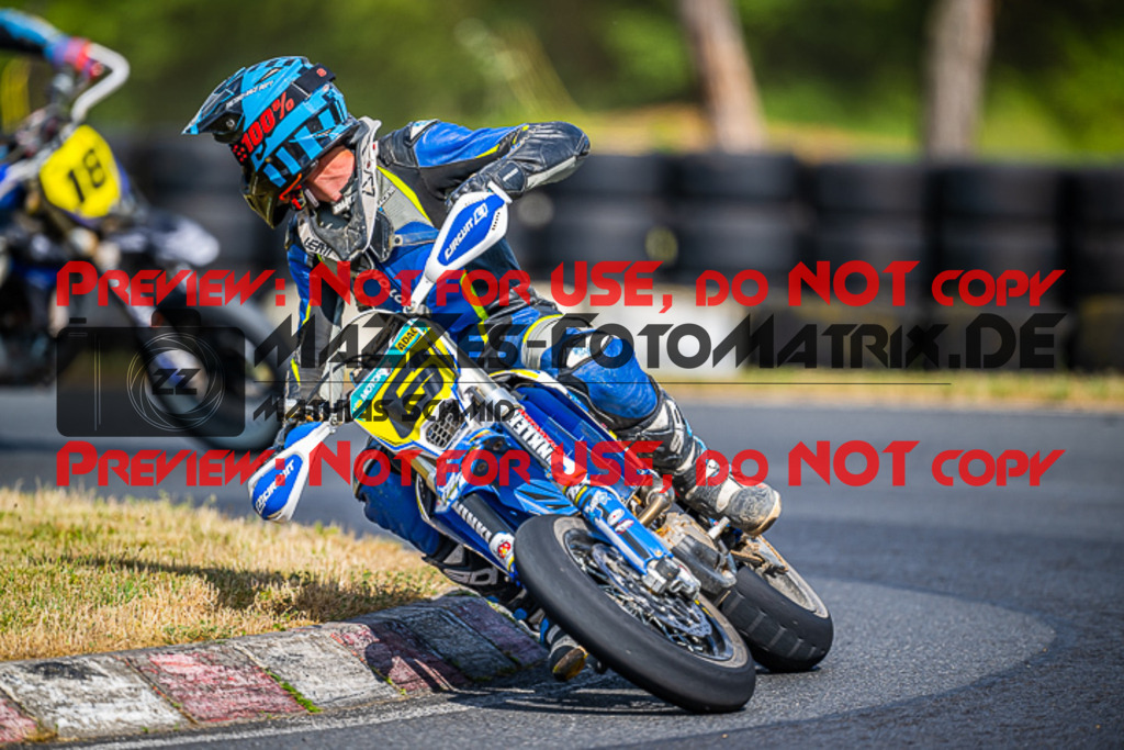 MaZZes_FotoMatrix_220528_3299 | Fotograf Mathias Schmid
Sportfotograf,
Eventfotograf,
Hochzeitsfotograf,
Portraitfotograf