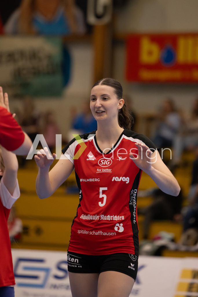 Volleyball I Frauen I Saison 2025-2026 I Volleyball NLA | Women I 1/2 Finals I  VC Kanti Schaffhausen - Sm'Aesch Pfeffingen I 07.03.2026 | 5 Wanda Herzog (CH) (VC Kanti Schaffhausen) - Mitte - Realisiert mit Pictrs.com