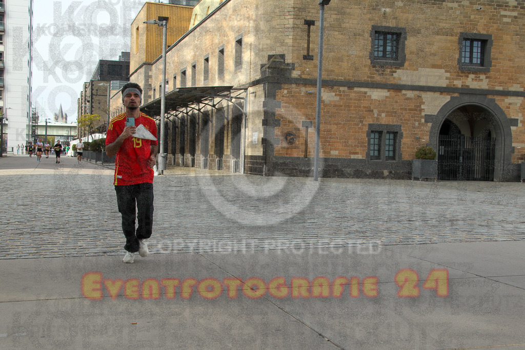 250920_1533_EV4_9116 | Sportfotografie im Rhein-Sieg Kreis, Köln, Bonn, NRW, Rheinland Pfalz, Hessen, etc. Unser Tätigkeitsfeld umfasst den Laufsport vom Volkslauf über den Marathon, Duathlon, Triathon bis zum Ultralauf wie Kölnpfad Ultra oder Schindertrail.