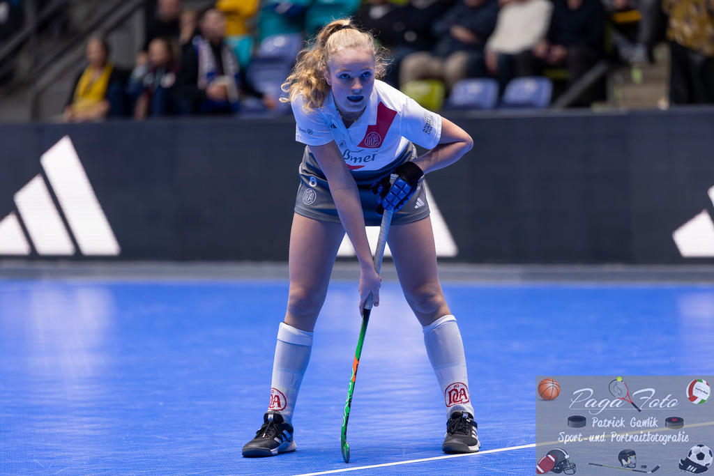 Volvo E.R.B. Final 4 Halbfinale Frauen: Der Club an der Alster - Berlienr HC, 25.01.2025 | Emelie Tödter (Der Club an der Alster #6), Freisteller, Portrait, Porträt, Der Club an der Alster - Berlienr HC, Frankfurt, Süwag Arena, 25.1.2025 - Realisiert mit Pictrs.com