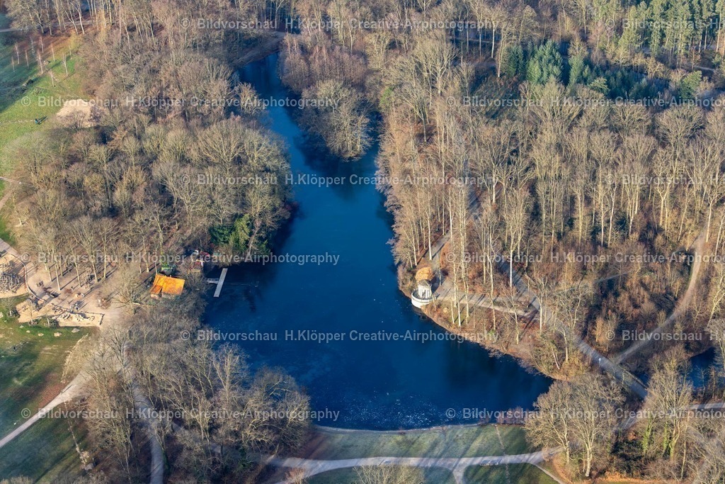 Luftbild Krefeld-8170 | Luftbildfotografie Uferbereiche des Sees " Stadtwald " in einem Waldgebiet in Krefeld im Bundesland Nordrhein-Westfalen, Deutschland - Realisiert mit Pictrs.com