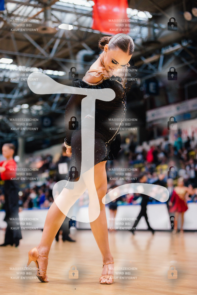 Hessen Tanzt WDSF Open Youth Latin 13th (14) Michael Bakscheev _ Julie Meck (Schwarz-Weiß-Club Pforzheim)-2025-05-17-0841 | Webshop for digital downloads and prints of dance sport, event & show photographer Julian Link - Realisiert mit Pictrs.com