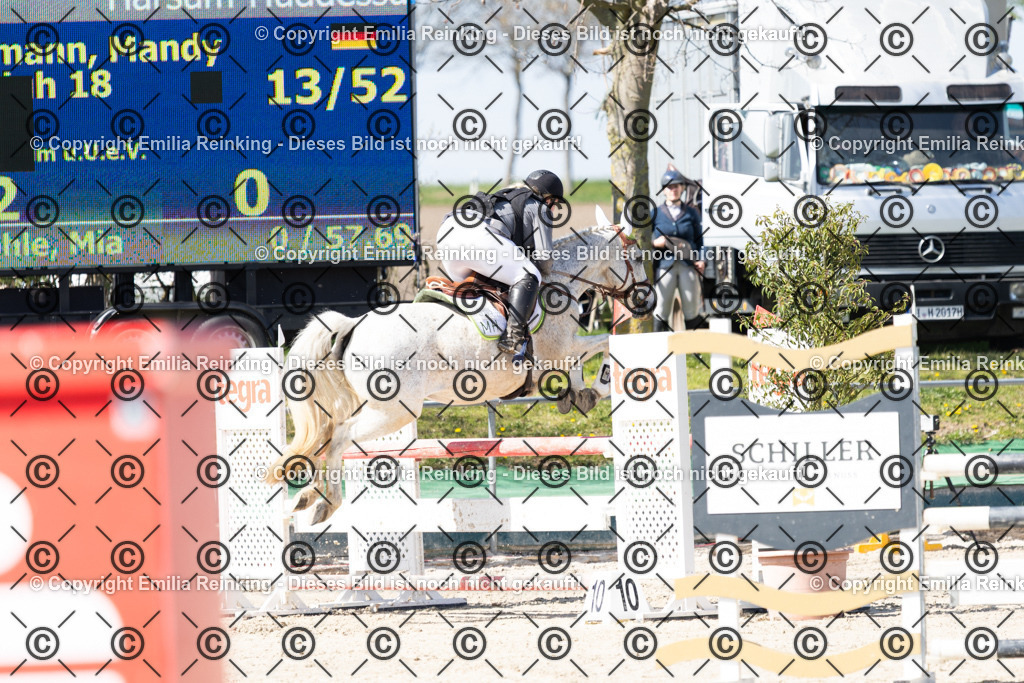 CL5A5582-3 | Emilia Reinking Fotografie - Realisiert mit Pictrs.com