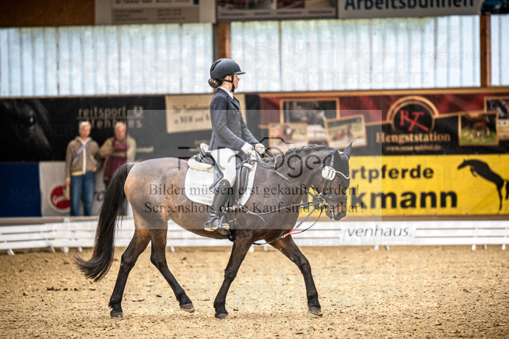 DOS_0129 | Entdecke hochwertige Reitturnierfotos von Foto Oger. Professionell, emotional und authentisch – jetzt Lieblingsmomente im Shop bestellen.Deutschlandweite Turnierfotografie. - Realisiert mit Pictrs.com