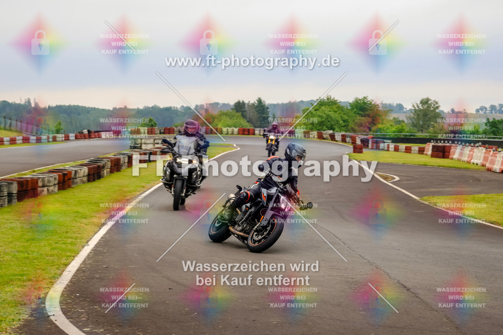 OBK-5304 | Hier findet Ihr Bilder von Touristenfahrten auf der Nürburgring Nordschleife oder von anderen Veranstaltungen die ich besucht habe. Viel Spass beim Durch Schauen 