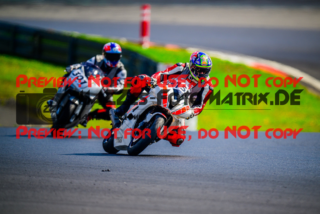 MaZZes_FotoMatrix_240717_6007705_2-278 | INST