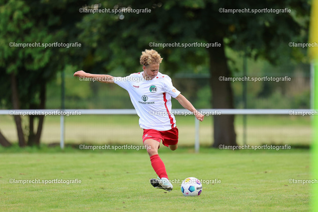 Fußball I Herren I Senioren Landesliga Holstein I 5. Spieltag I SC Rönnau - VfB Lübeck U21 I 23.08.2025.127 | Mariss Kolja Boll (15, VfB Lübeck U21) - Realisiert mit Pictrs.com