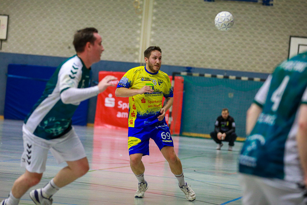 SVN_TvBiefang_161124_042 | Bildergalerie von Sport-Ereignissen aber auch von weiteren spannenden Dingen - nicht nur vom Niederrhein. In Anlehnung an den bekannten Spruch von Hanns Dieter Hüsch heißt das Motto: "Niederrhein ist überall".  - Realisiert mit Pictrs.com