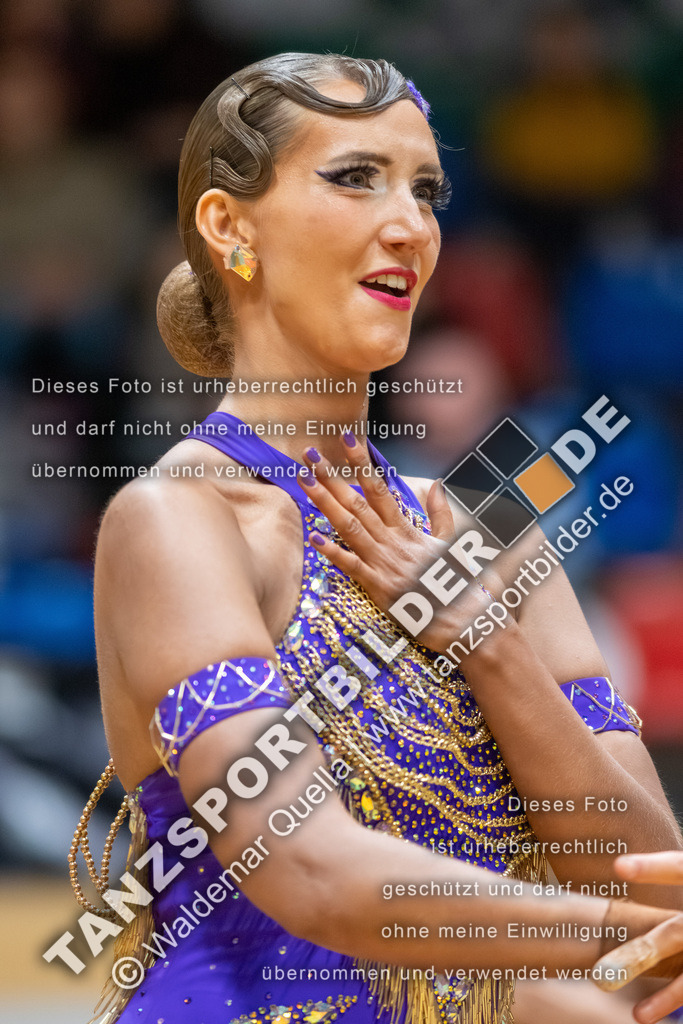 20260328-02494 | Hier finden Sie Tanz Bilder vom Latein und Standard Formationen tanzen. Sportbilder vom Tanzsport. Schöne Fotos und von Weltmeisterschaft, Europameisterschaft, Bundesliga, Regionalliga, Oberliga und Landesliga sowie von GOC Stuttgart, DanceComp, WM Bremen