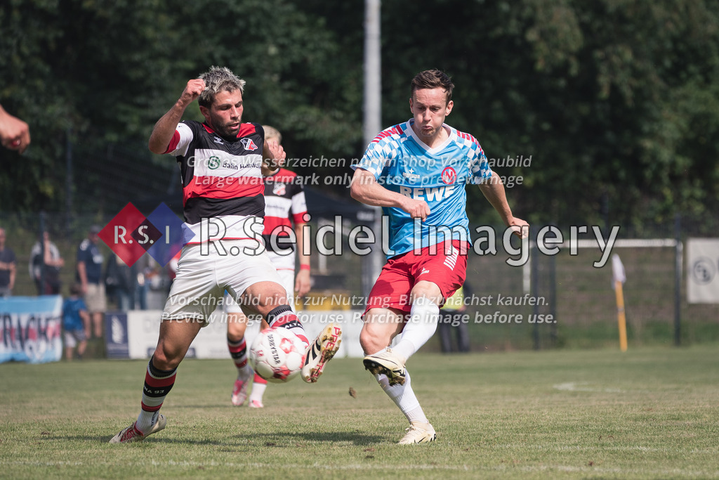 RS-1-126251 | Tayfun Can (#21, AFC), Jonas Behounek (#10, EN03)