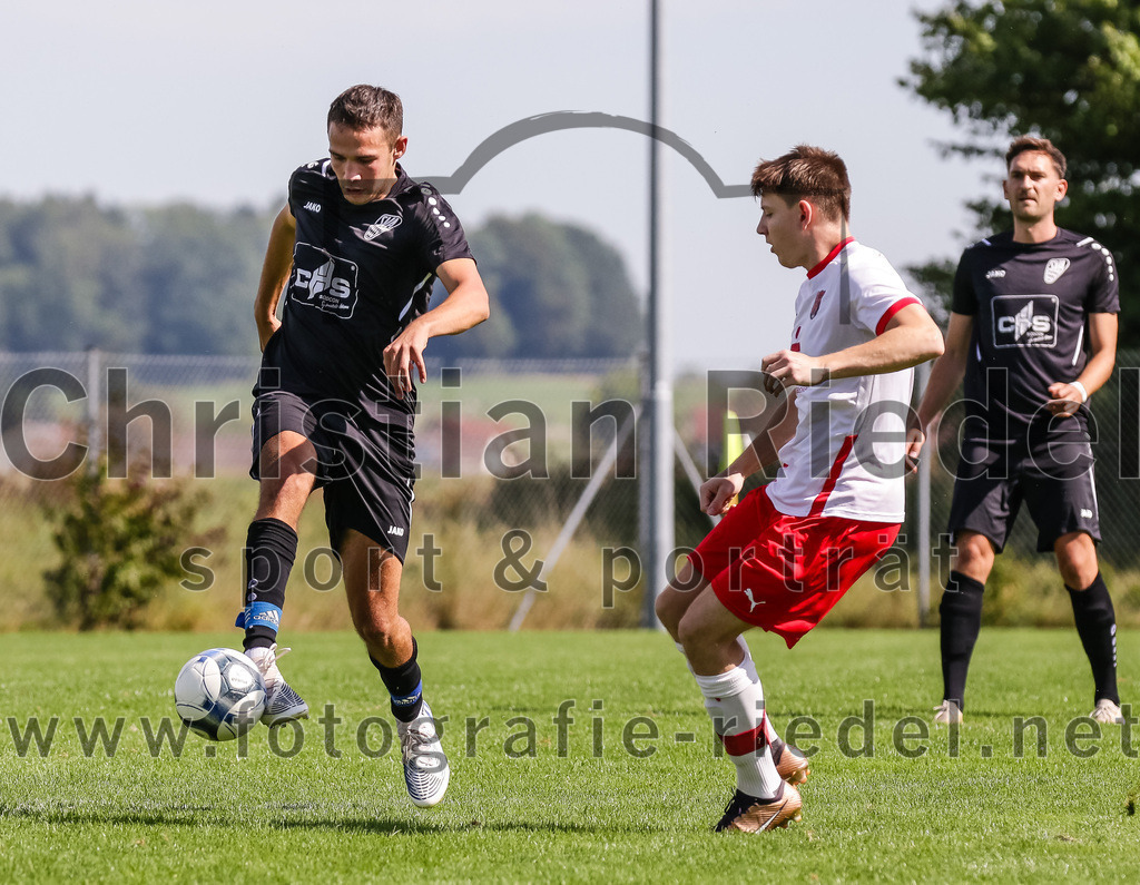 2023-09-17_032_SG_Anzing-Parsdorf_II_gegen_TSV_Zorneding_II | Anzing, Deutschland, 17.09.2023:
Fußball, A-Klasse 2023 / 2024, 5. Spieltag, Endergebnis: 1:1

Nikolas Stangl ((SG) Anzing-Parsdorf, #3), Paul Freihaut (TSV Zorneding, #6)

Foto: Christian Riedel / fotografie-riedel.net