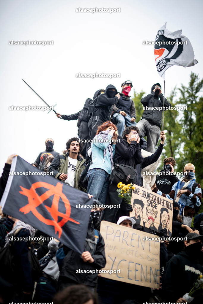 _MG_6664 | Des lycéens organisent de nouveaux blocages en Alsace le 13 octobre 2026, avant des rassemblements prévus à Strasbourg et à Mulhouse, en France. Cette mobilisation témoigne de la colère croissante des élèves face aux problèmes liés à l’éducation. Strasbourg - Realisiert mit Pictrs.com