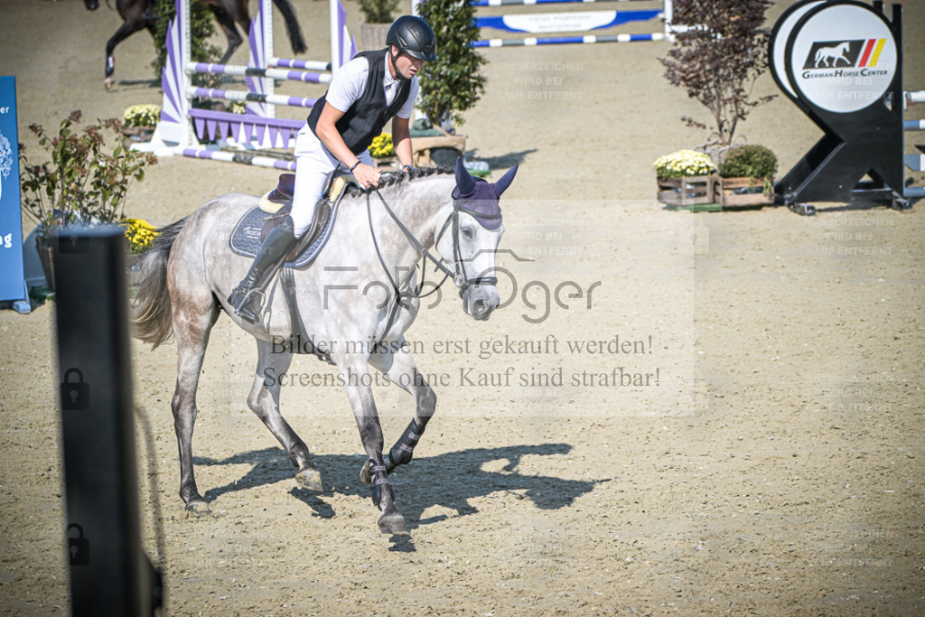 DOS_1945 | Entdecke hochwertige Reitturnierfotos von Foto Oger. Professionell, emotional und authentisch – jetzt Lieblingsmomente im Shop bestellen. - Realisiert mit Pictrs.com