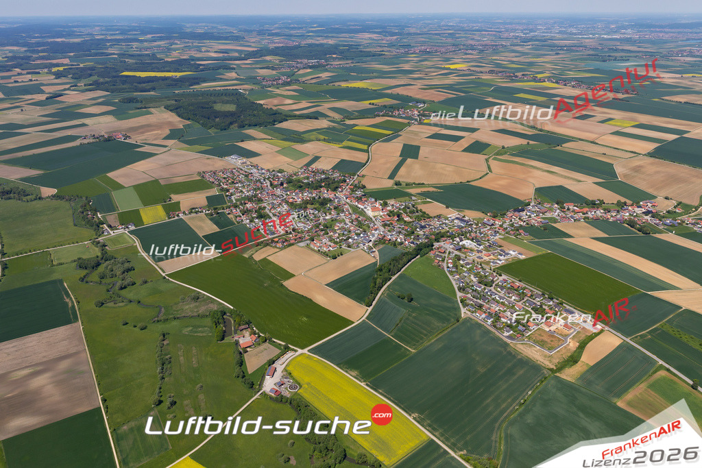 Das Luftbild der Stadt Aufhausen wurde 2021 vom Flugzeug heraus erstellt (keine Drohne) Aufnahmehöhe ca.450 Meter- hohe Bildauflösung und Druck-Qualität garantiert!