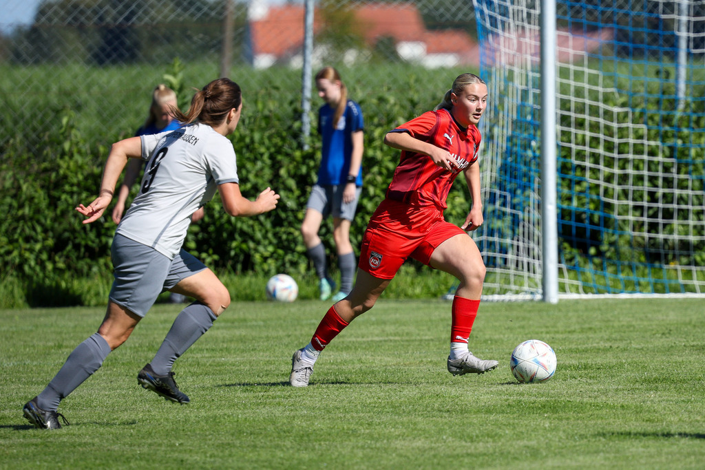 Fußball I FRAUEN I Saison 2025-2026 I Freundschaftsspiel I FC Loppenhausen - 1FC Heidenheim 1846 II I_250831_8623 | Fotopresso – Sportfotografie in Heidenheim & Umgebung. Professionelle Sportfotografie für unvergessliche Momente. Dynamische Action-Shots, emotionale Szenen & hochwertige Bilder. - Realisiert mit Pictrs.com