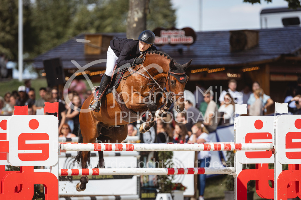 240714_BHO_GroßerPreis-678 | Deine schönsten Turniermomente als professionelle Fotos! Entdecke hochwertige Pferdesport-Fotografie im Online-Shop. Jetzt Fotos finden & bestellen!