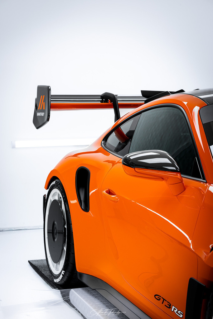 911 GT3 RS Manthey | Entdecken Sie die faszinierende Welt von Alexander Tschuncky Arts: Kreative Fotografie, atemberaubende Automobilkunst und hochwertiger Bilderdruck. Lassen Sie sich inspirieren! - Realisiert mit Pictrs.com