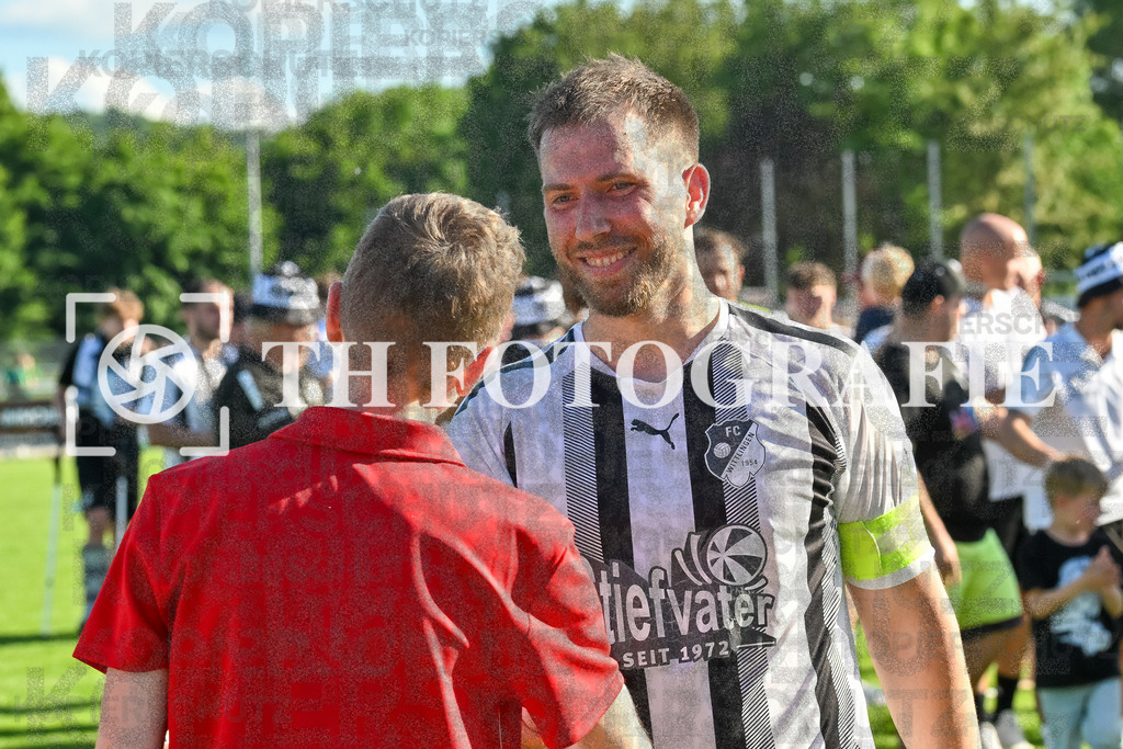 GER, FC Zell - FC Wittlingen, Fussball, Rothaus Bezirkpokal, Finale, Saison 2024/2025, 29.05.2025 | Arian PalantiniGER, FC Zell - FC Wittlingen, Fussball, Rothaus Bezirkpokal, Finale, Saison 2024/2025, 29.05.2025Foto: TH Fotografie/Thomas Hess
