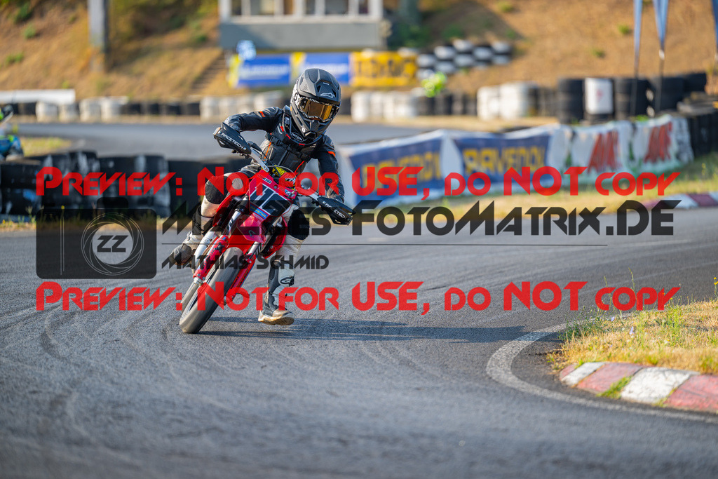 MaZZes-Fotomatrix-20260816-611813 | ROOKIES