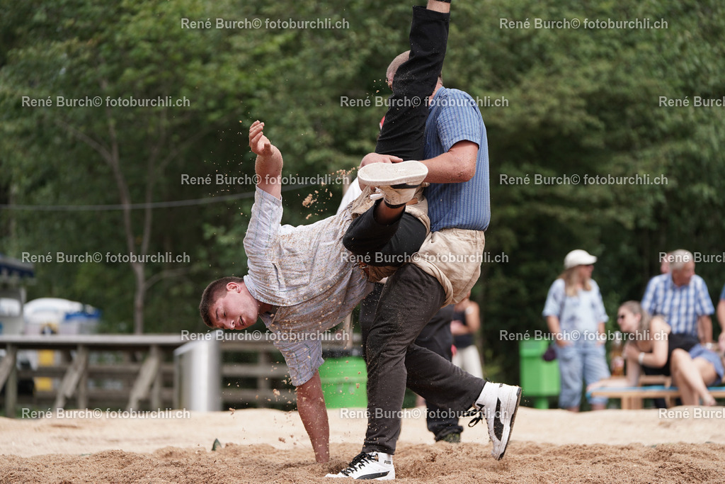 DSC09971 | René Burch leidenschaftlicher Fotograf aus Kerns in Obwalden.  Hier finden sie Sport, Landschaft und Natur Fotografie.
 - Realisiert mit Pictrs.com