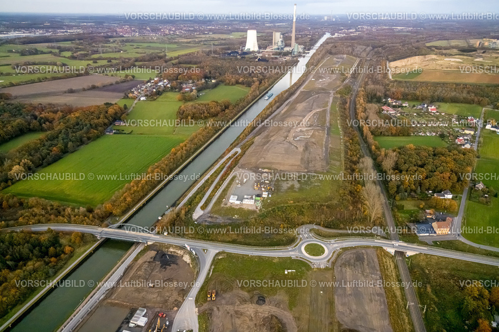 Bergkamen231103475 | Luftbild, Wasserstadt Aden, am Datteln-Hamm-Kanal, Baugebiet für geplantes Stadtquartier auf dem Gelände der ehemaligen Zeche Haus Aden, hinten das Kraftwerk Bergkamen, Oberaden, Bergkamen, Ruhrgebiet, Nordrhein-Westfalen, Deutschland