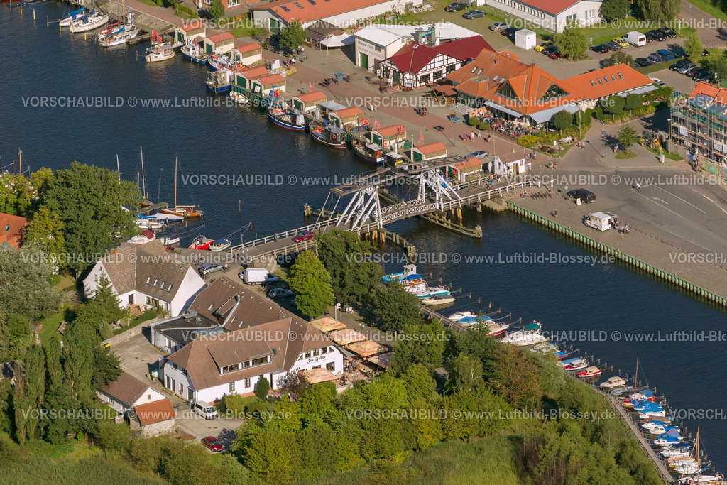 Greifswald12084145Wieck | Klappbrücke in Wieck, Greifswald , historische Zugbrücke, Ryck, Wieck,  Greifswald, Greifswalder Bodden, Mecklenburg-Vorpommern, Deutschland, Europa