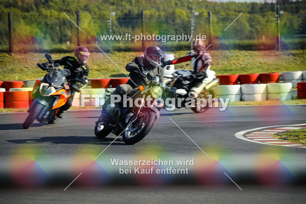 OBK_Mai_Volker_Adam-10028 | Hier findet Ihr Bilder von Touristenfahrten auf der Nürburgring Nordschleife oder von anderen Veranstaltungen die ich besucht habe. Viel Spass beim Durch Schauen 
