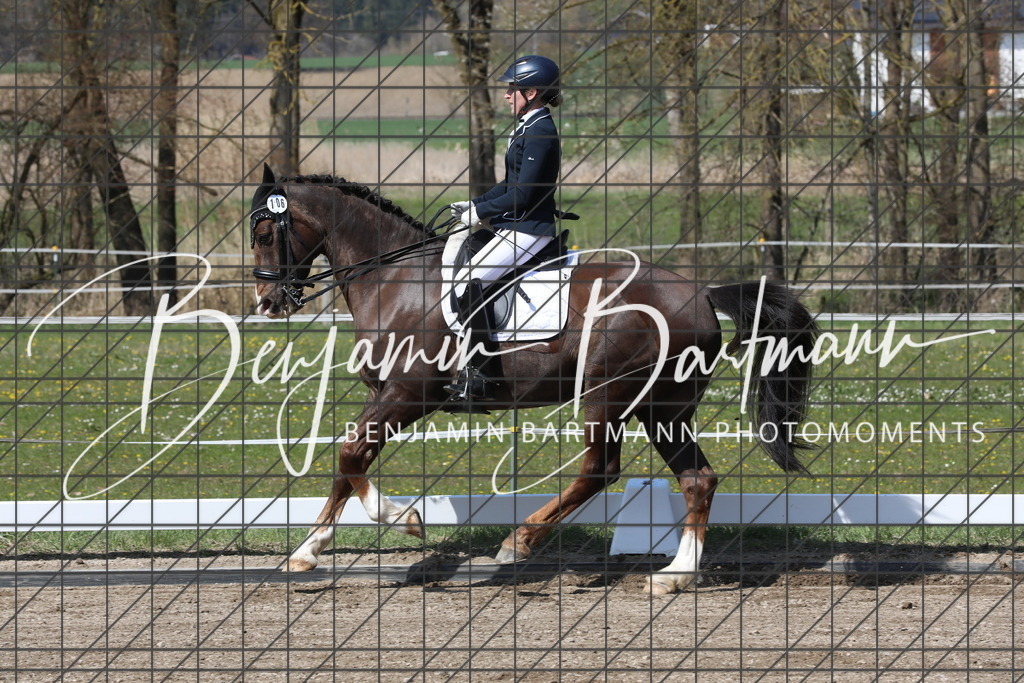 AZ2A5600 | Benjamin Bartmann Photomoments