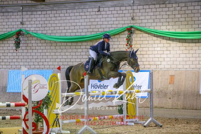 IMG_0922 | Turnierfotos kaufen im Webshop von Daniel Kuhl Photography – entdecke professionelle Reitsportfotos aus Turnieren & Events. Hochwertige Turnierbilder online bestellen & sichern. Jetzt Fotos von Reitsportturnieren kaufen!