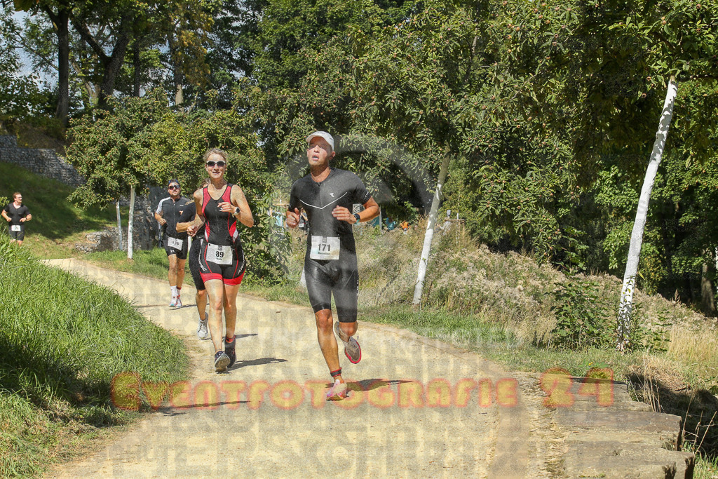 250824_1234_EX1_9812 | Sportfotografie im Rhein-Sieg Kreis, Köln, Bonn, NRW, Rheinland Pfalz, Hessen, etc. Unser Tätigkeitsfeld umfasst den Laufsport vom Volkslauf über den Marathon, Duathlon, Triathon bis zum Ultralauf wie Kölnpfad Ultra oder Schindertrail.