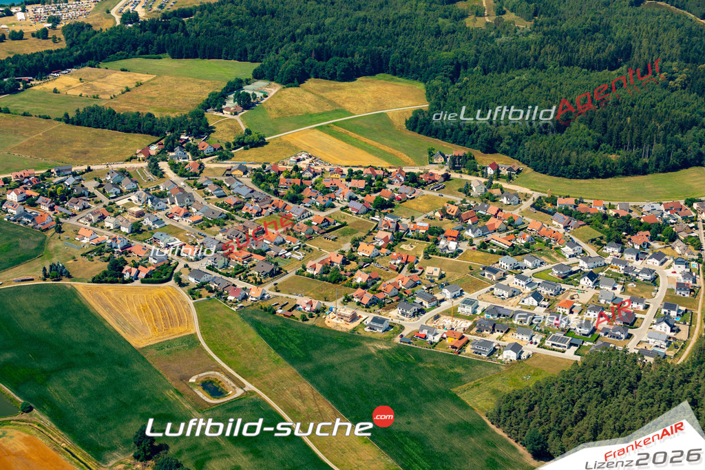 Das Luftbild der Stadt Steinberg am See wurde 2022 vom Flugzeug heraus erstellt (keine Drohnen-Aufnahmen) Aufnahmehöhe ca.450 Meter- hohe Bildauflösung und Druck-Qualität. Garantiert!