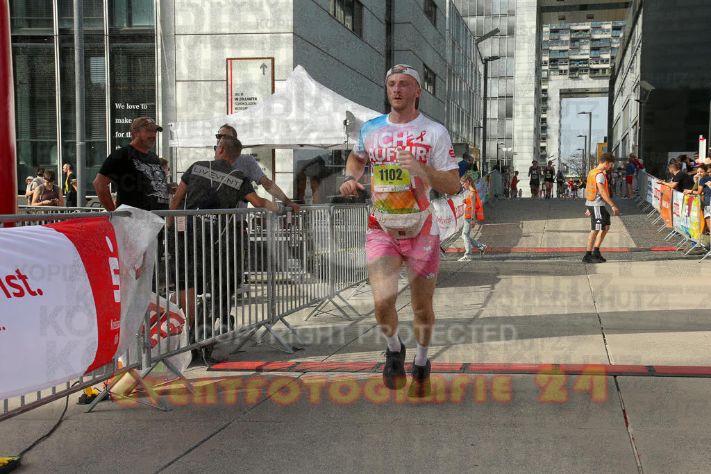 250920_1544_EX1_0579 | Sportfotografie im Rhein-Sieg Kreis, Köln, Bonn, NRW, Rheinland Pfalz, Hessen, etc. Unser Tätigkeitsfeld umfasst den Laufsport vom Volkslauf über den Marathon, Duathlon, Triathon bis zum Ultralauf wie Kölnpfad Ultra oder Schindertrail.