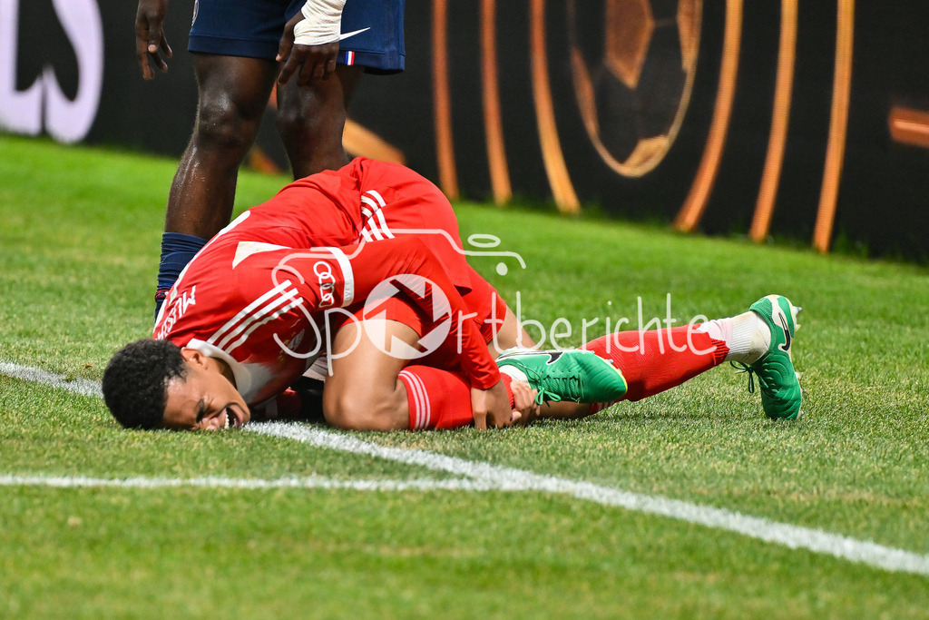 Paris Saint Germain - FC Bayern München | im Bild die schwere Verletzung von Jamal MUSIALA (FC Bayern Muenchen 42) / Einzelfoto / Freisteller / FIFA Club World Cup: Paris Saint Germain - FC Bayern Muenchen, Mercedes Benz Stadium am 05.07.2025 / NOT FOR SALE IN USA
