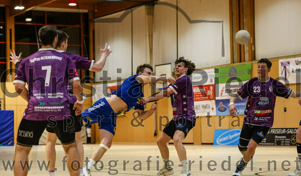 2024-02-24_073_SpVgg_Altenerding_gegen_SSG_Metten | Erding, Deutschland, 24.02.2024:
Handball, Bezirksoberliga Männer 2023 / 2024, 16. Spieltag, SpVgg Altenerding gegen SSG Metten, Endergebnis: 29:24

Jabob Köhler (SpVgg Altenerding, #6), Moritz Sturm (SpVgg Altenerding, #23)

Foto: Christian Riedel / fotografie-riedel.net