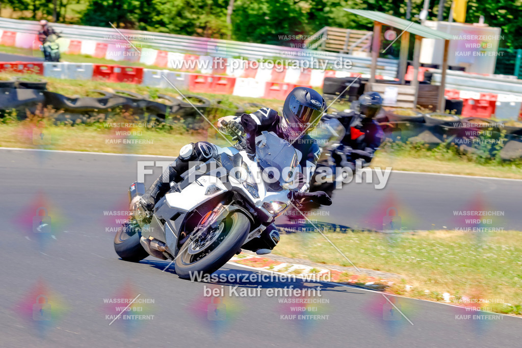 _MOT9368 | Hier findet Ihr Bilder von Touristenfahrten auf der Nürburgring Nordschleife oder von anderen Veranstaltungen die ich besucht habe. Viel Spass beim Durch Schauen 
