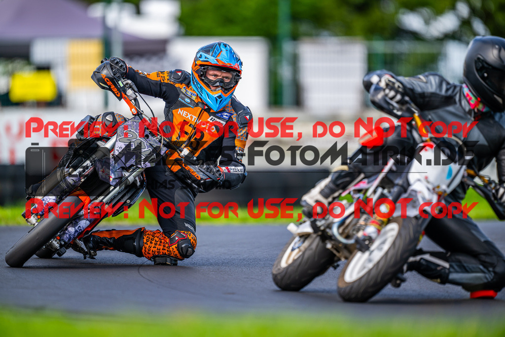 MaZZes_FotoMatrix_230920_0168 | Fotograf Mathias Schmid
Sportfotograf,
Eventfotograf,
Hochzeitsfotograf,
Portraitfotograf