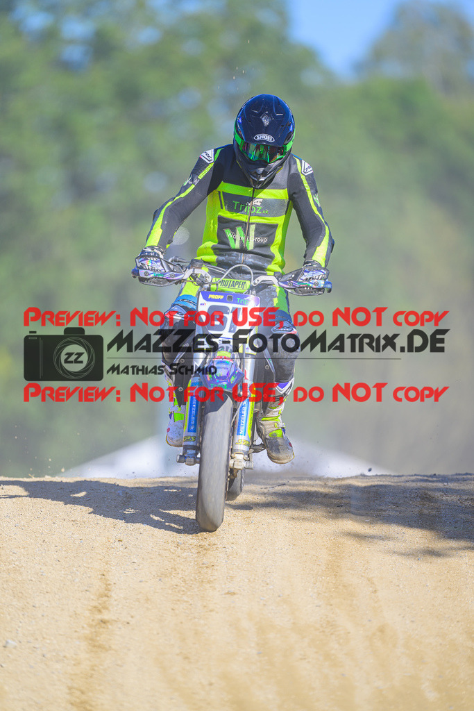 MaZZes_Fotomatrix_20241005_6007705_8634 | SENIOR