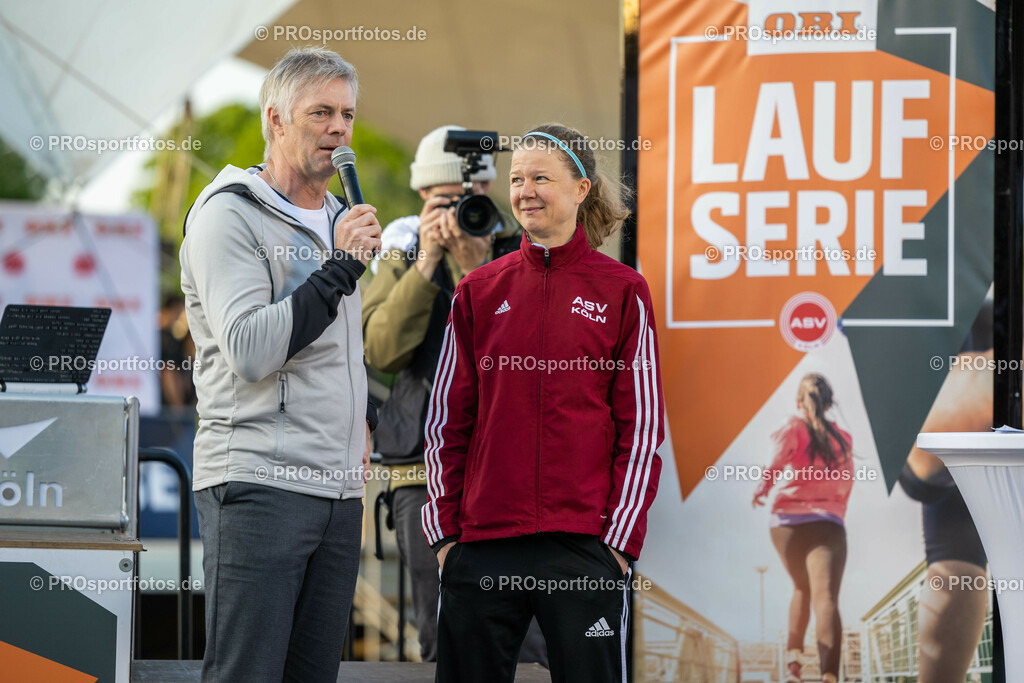 16. OBI Nachtlauf des ASV Koeln; Koeln, 17.05.23 | Impressionen vom 16. OBI Nachtlauf des ASV Koeln am 17.05.23 an Rheinpromenade und Tanzbrunnen in Koeln (Deutschland). Foto: BEAUTIFUL SPORTS/Ulrich Fassbender