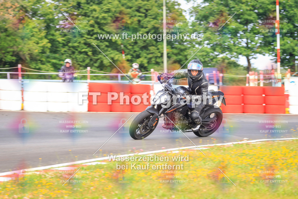 _DSK2051 | Hier findet Ihr Bilder von Touristenfahrten auf der Nürburgring Nordschleife oder von anderen Veranstaltungen die ich besucht habe. Viel Spass beim Durch Schauen 