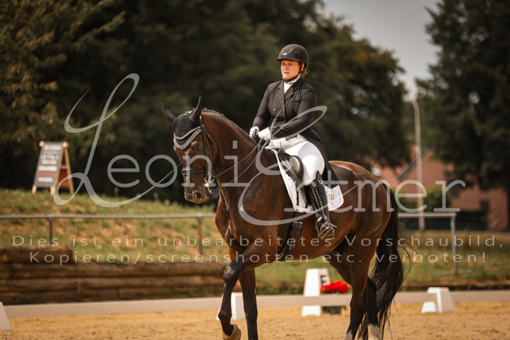 19.FrDrS00323 | Leoni Ertmer Photography - Realisiert mit Pictrs.com