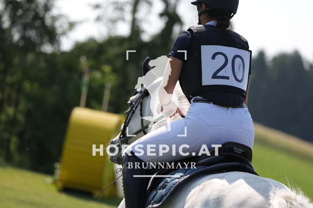 0P6A7615 | Willkommen bei Brunnmayr - Design & Fotografie – Ihrem Spezialisten für Reitturniere und Pferdeveranstaltungen in Oberösterreich, Salzburg und Bayern! Seit über 17 Jahren sind wir leidenschaftlich dabei.