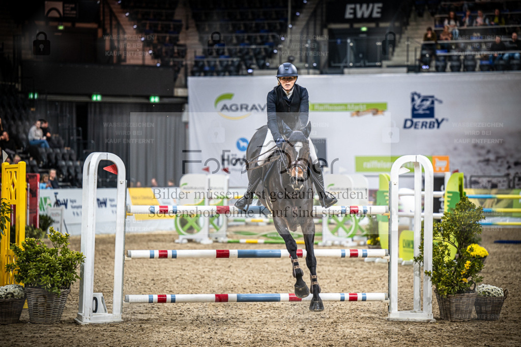 DOS_2340 | Entdecke hochwertige Reitturnierfotos von Foto Oger. Professionell, emotional und authentisch – jetzt Lieblingsmomente im Shop bestellen. - Realisiert mit Pictrs.com