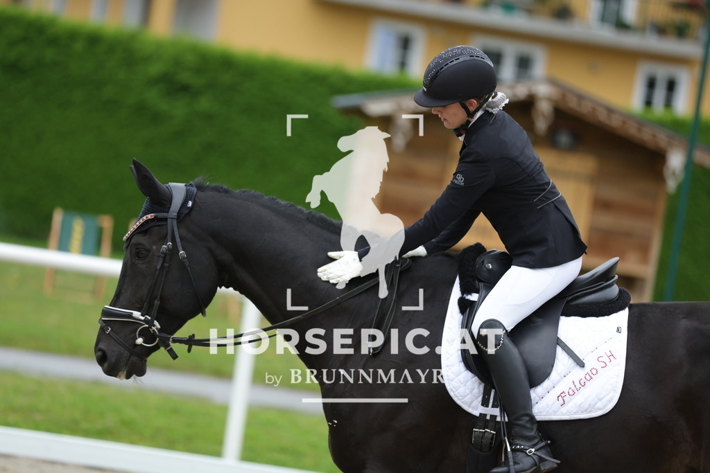 0P6A8647 | Willkommen bei Brunnmayr - Design & Fotografie – Ihrem Spezialisten für Reitturniere und Pferdeveranstaltungen in Oberösterreich, Salzburg und Bayern! Seit über 17 Jahren sind wir leidenschaftlich dabei.