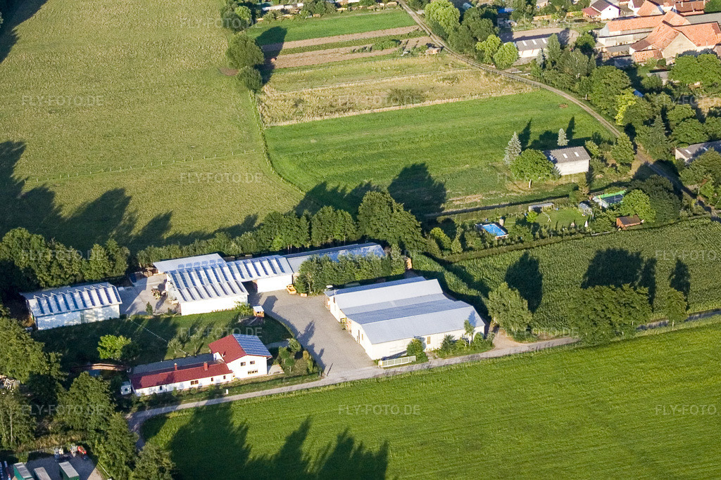 Luftbild: In den Rötzwiesen, Hof Fam. Kerth im Ortsteil Minderslachen in Kandel im Bundesland Rheinland-Pfalz in Deutschland. Foto: IMG_11715.jpg vom 25.07.2008 durch Werner Riehm/FLY-FOTO.de