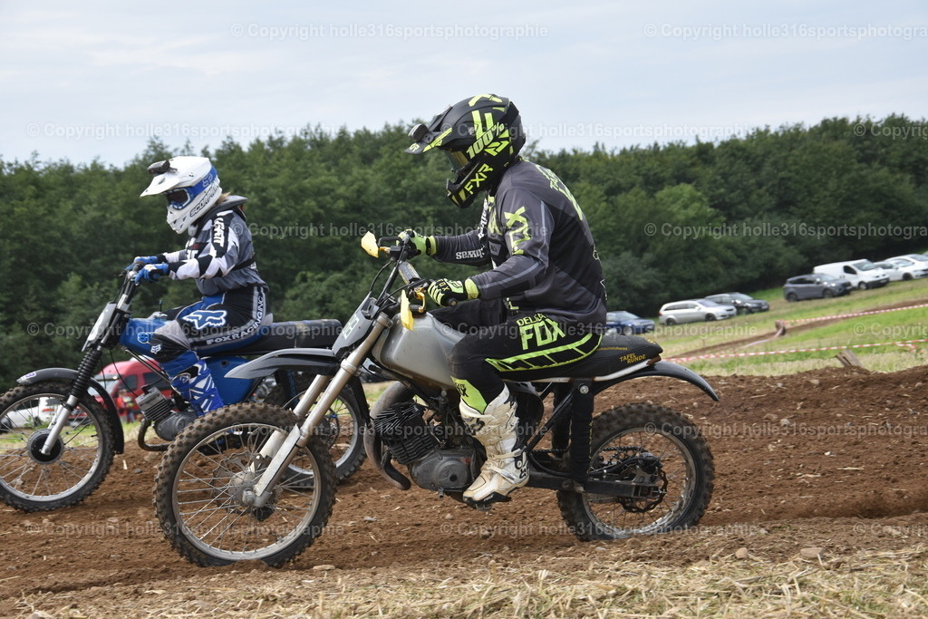 DSC_0854 | Sportfotografie , Motorsport, Motoross, Reitsport, Mointainbike, Enduro,
Landschaft , Outdoor, Eventfotografie, Landschaft, Bilder online bestellen - Realisiert mit Pictrs.com