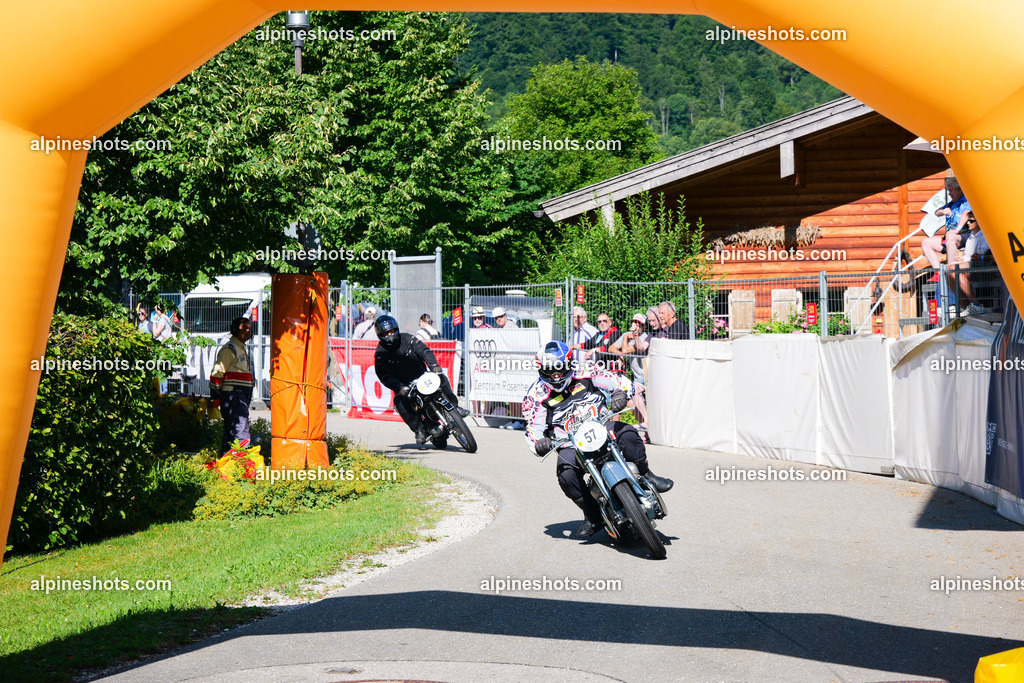 P1025754 | Erleben Sie atemberaubende, hochqualitative Fotos Ihrer Fahrt entlang der malerischen Alpenstraßen. Besuchen Sie alpineshots.com, um professionelle Aufnahmen Ihrer unvergesslichen Reise zu finden und zu kaufen - Realisiert mit Pictrs.com