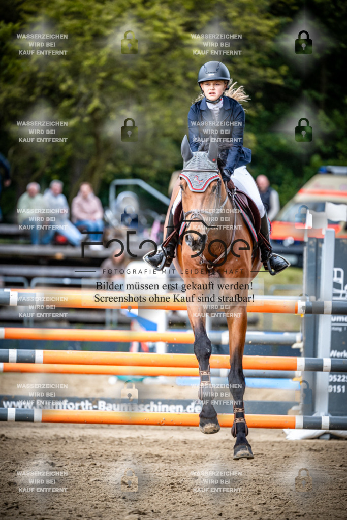 Sielturnier 2026-14-0170 | Entdecke hochwertige Reitturnierfotos von Foto Oger. Professionell, emotional und authentisch – jetzt Lieblingsmomente im Shop bestellen.Deutschlandweite Turnierfotografie. - Realisiert mit Pictrs.com
