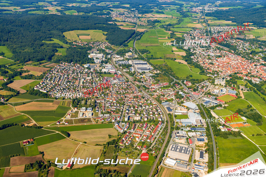 Luftaufnahme von  Hersbruck - Die Luftaufnahme wurde 2025 vom UL-Flugzeug heraus erstellt ( keine Drohne ) - Hochauflösende Luftaufnahme - für professionelle Ausdrucke geeignet. Die Geschenkidee !Mit Lizenz und Bildrechte bestellbar