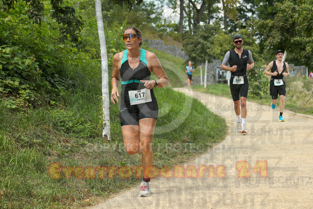 250824_1417_EX1_5715 | Sportfotografie im Rhein-Sieg Kreis, Köln, Bonn, NRW, Rheinland Pfalz, Hessen, etc. Unser Tätigkeitsfeld umfasst den Laufsport vom Volkslauf über den Marathon, Duathlon, Triathon bis zum Ultralauf wie Kölnpfad Ultra oder Schindertrail.